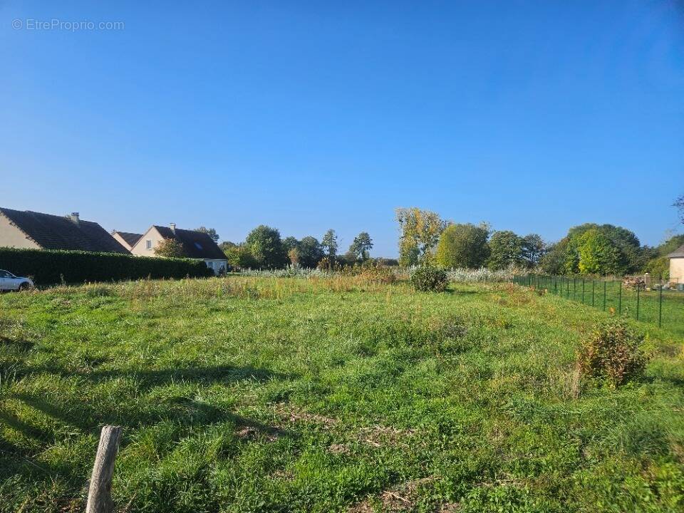 Terrain à TELOCHE