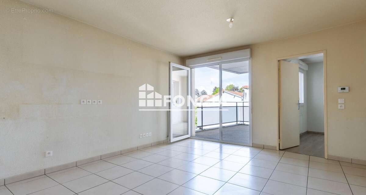 Appartement à RILLIEUX-LA-PAPE