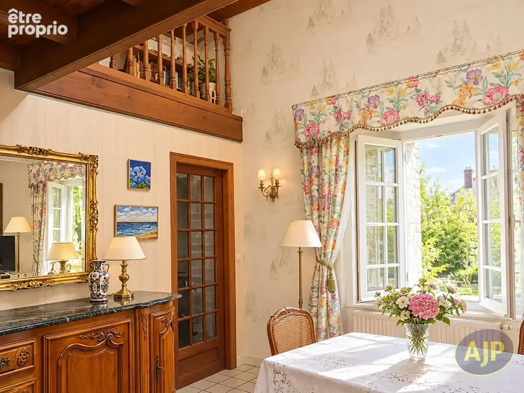St Sébastien / Loire, maison T7 - photo 3