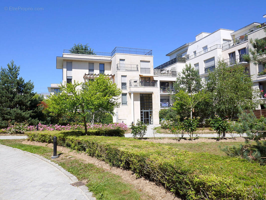 Appartement à ELANCOURT