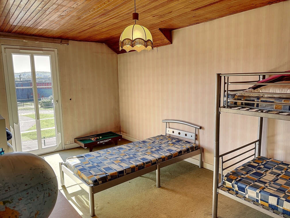 Maison à CHAMPAGNEY