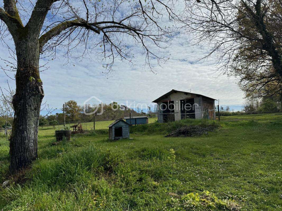 Maison à COUTRAS