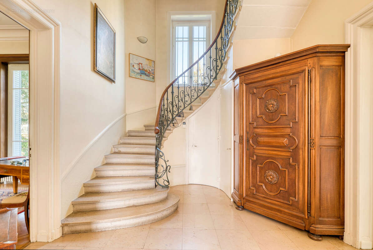 Maison à VILLEFRANCHE-SUR-SAONE