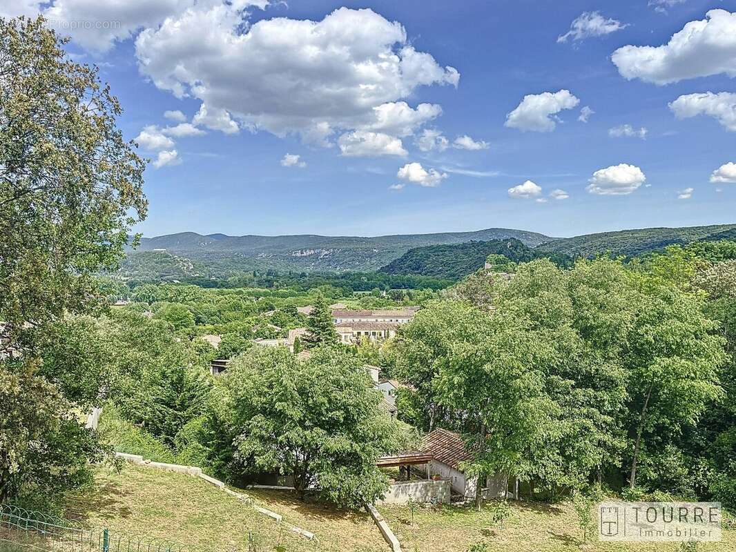 Maison à VALLON-PONT-D&#039;ARC