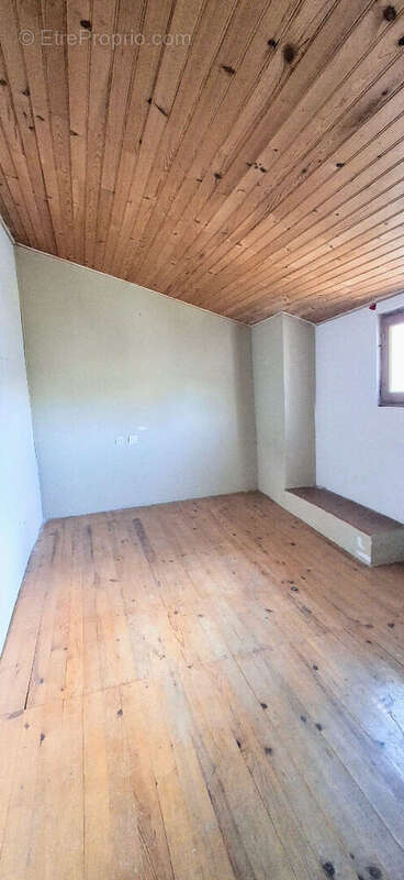 Appartement F5 108M2 avec garage et grenier BEDARIEUX - photo 11