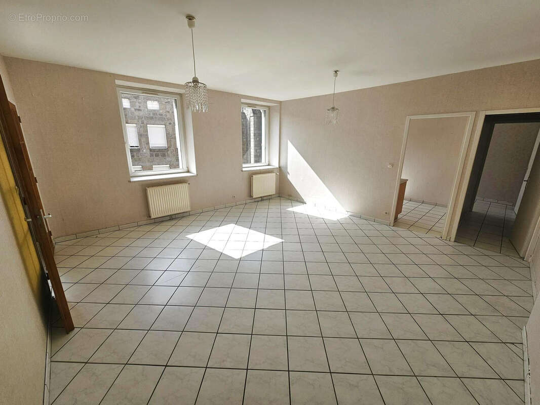 Appartement à SAINTE-SIGOLENE