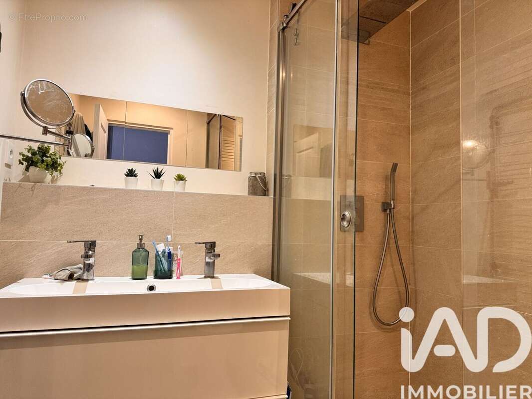 Photo 7 - Appartement à LE PLESSIS-ROBINSON