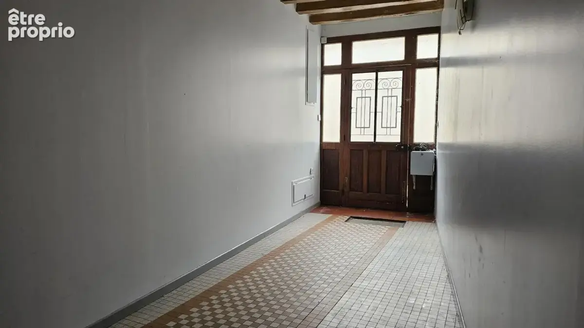 Maison à vendre 5 pièces LE LUDE (72) - photo 1