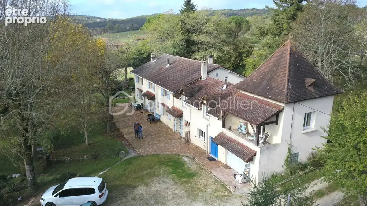 Propriété équestre aux portes de Bergerac sur 10 hectares et ses 2 gîtes - photo 4