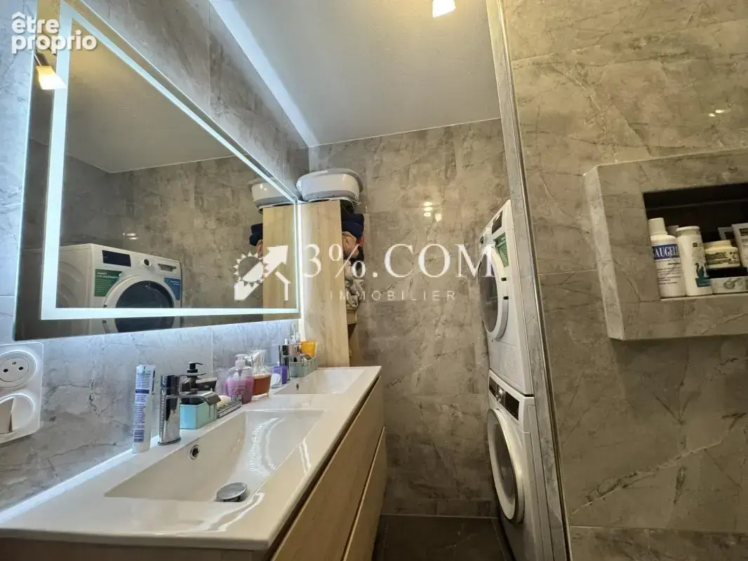 3%COM Beau F3 avec 2 balcons  et double garage - photo 11