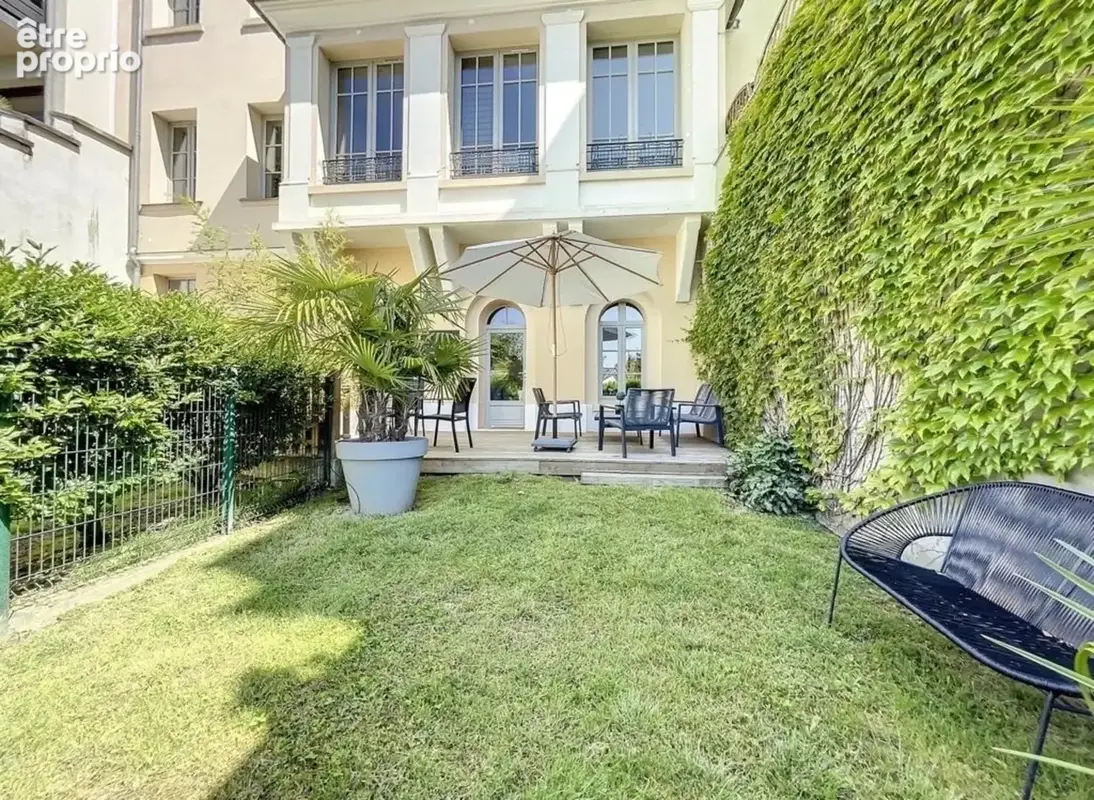 Appartement à VERSAILLES