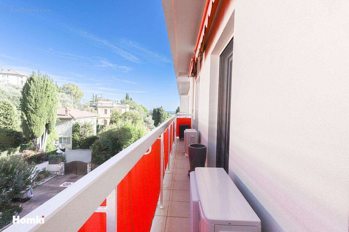 Appartement à VENCE