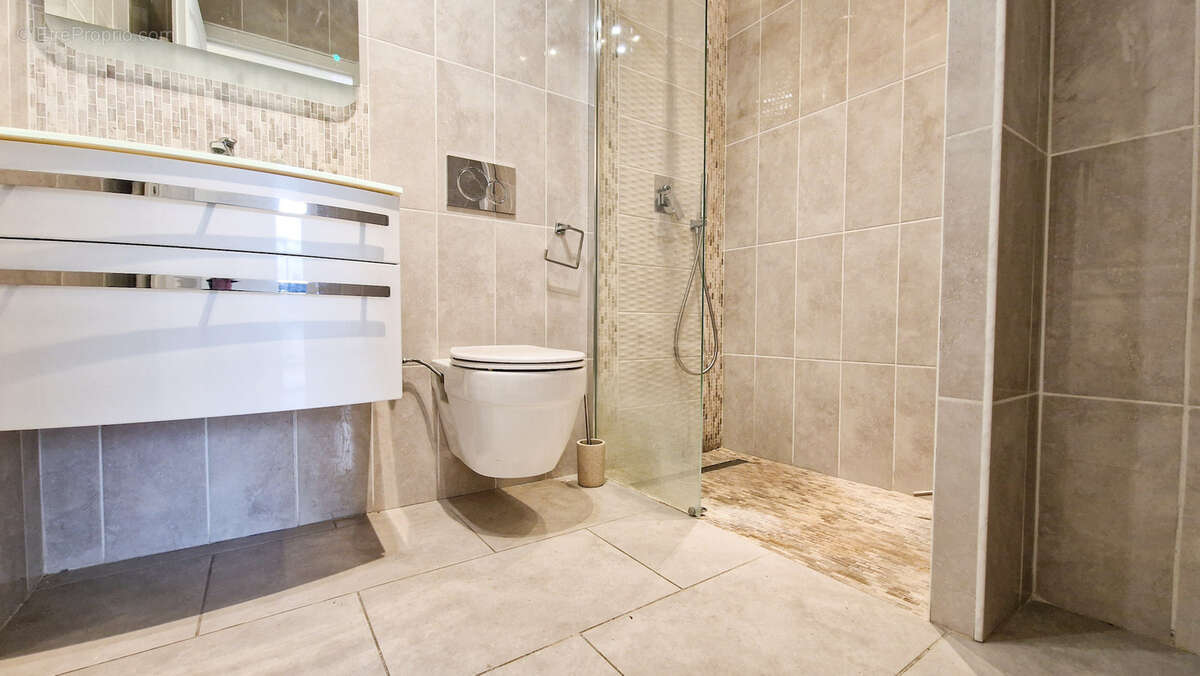 Maison à SARTROUVILLE