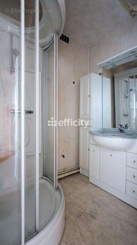 Maison à PONT-DE-VAUX