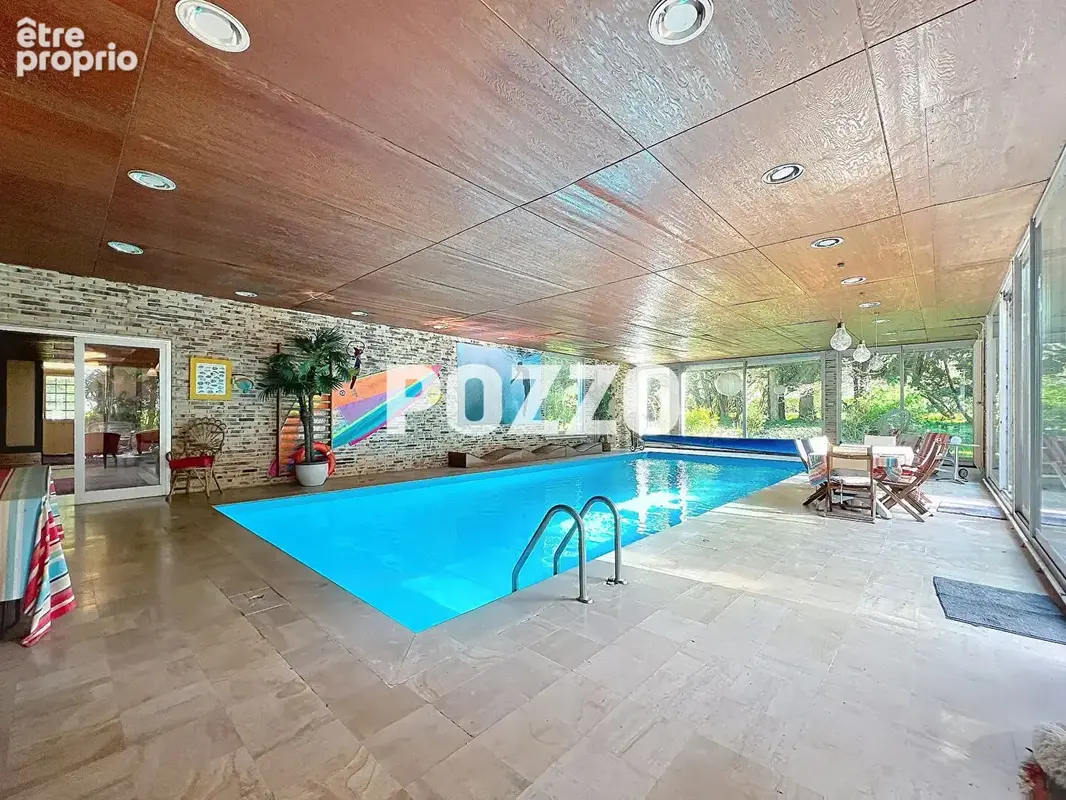 A Vendre_ Secteur Pont-l'Évêque ? Demeure de 250 m² avec piscine chauffée au calme absolu - photo 4