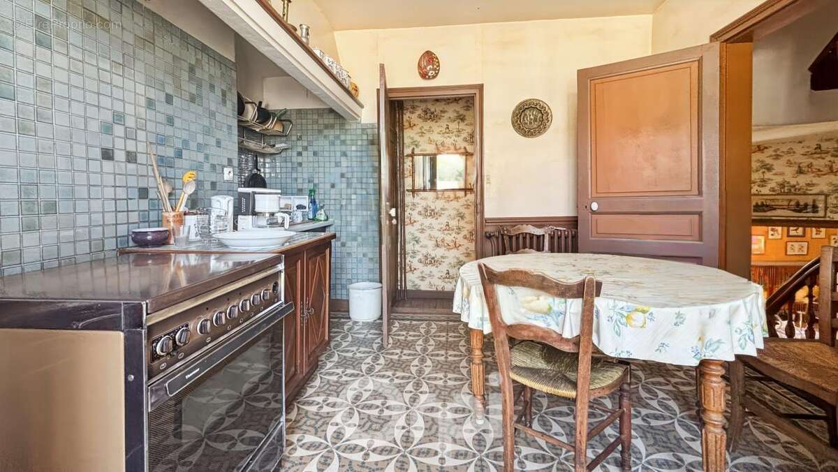 Maison à SAINT-SULPICE-LAURIERE