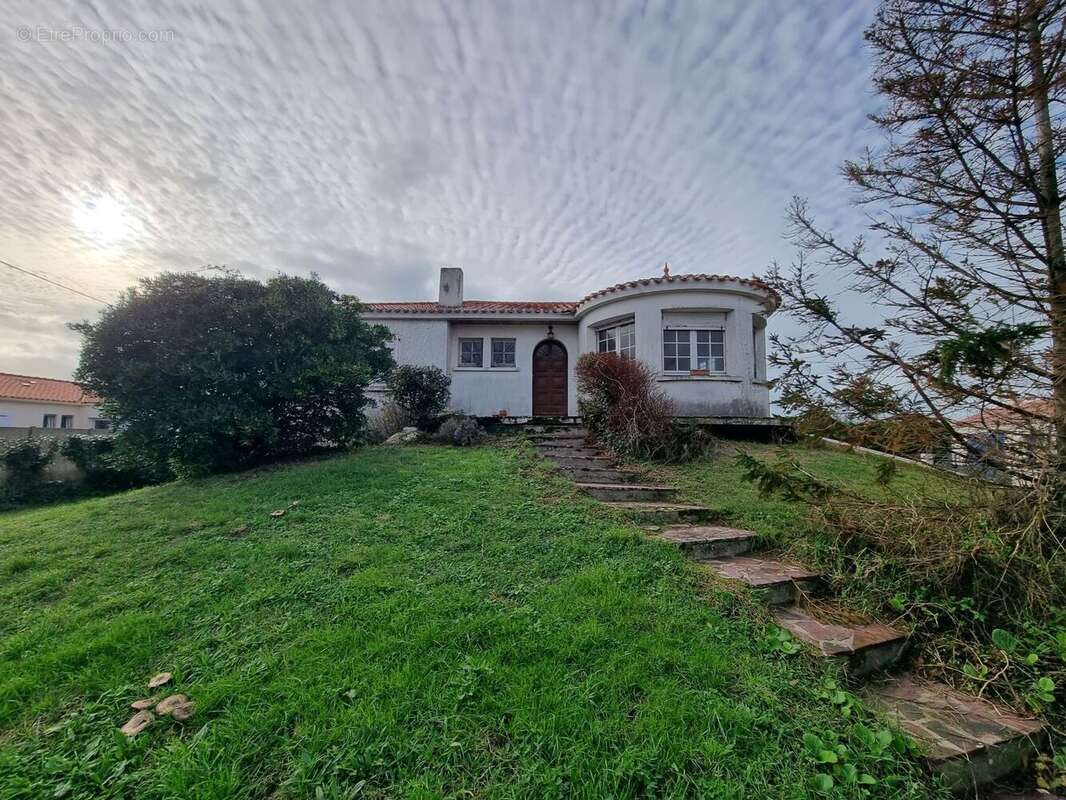 Maison à SAINT-HILAIRE-DE-RIEZ