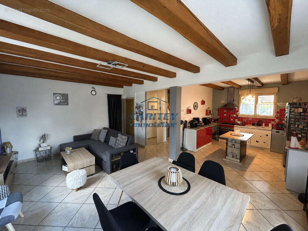 Maison à FROTEY-LES-LURE