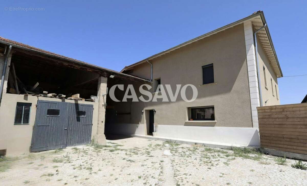 Vente Maison 5 pièces de 220m² - 38780 Eyzin-Pinet - photo 7