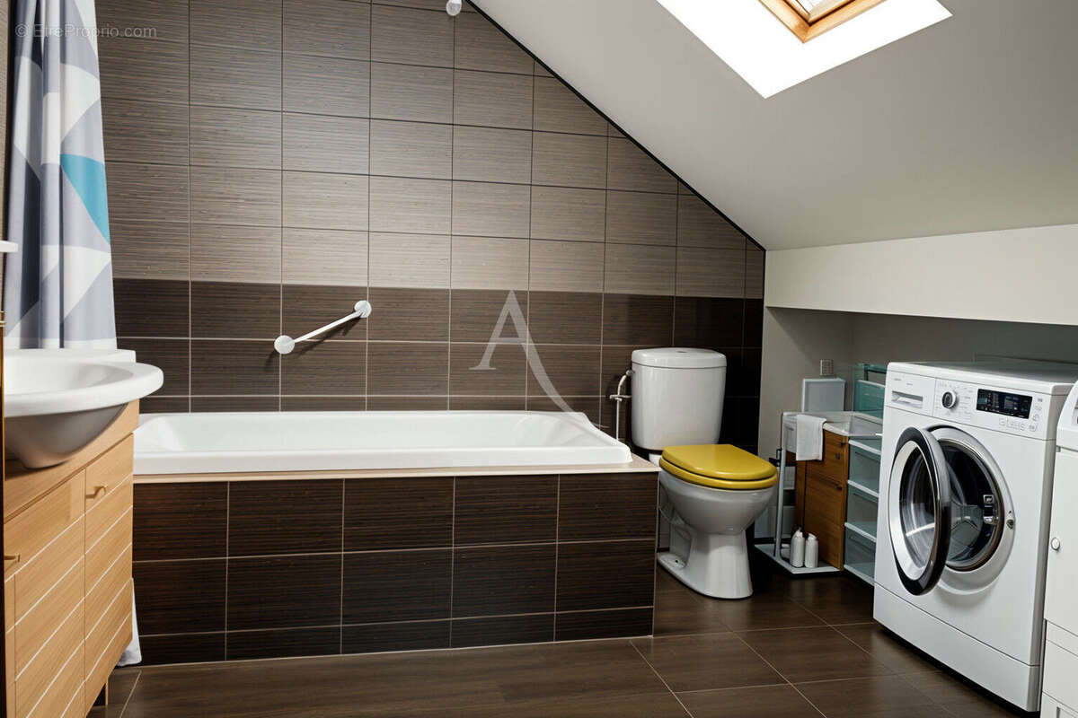 Exclusivité ? Superbe maison familiale aux prestations soignées de 168 m² - photo 9