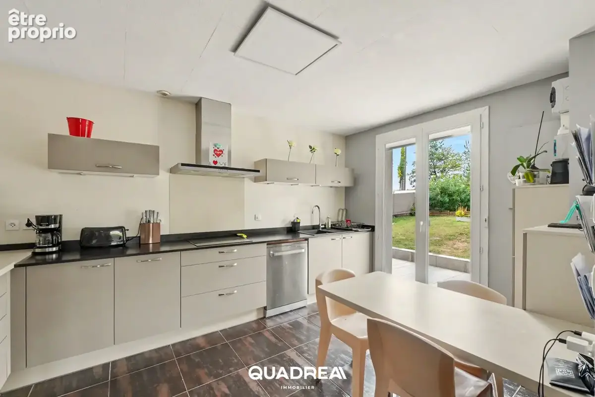 Maison 4 pièces 105 m² à vendre à Labastide-Saint-Sernin (31620) - photo 6
