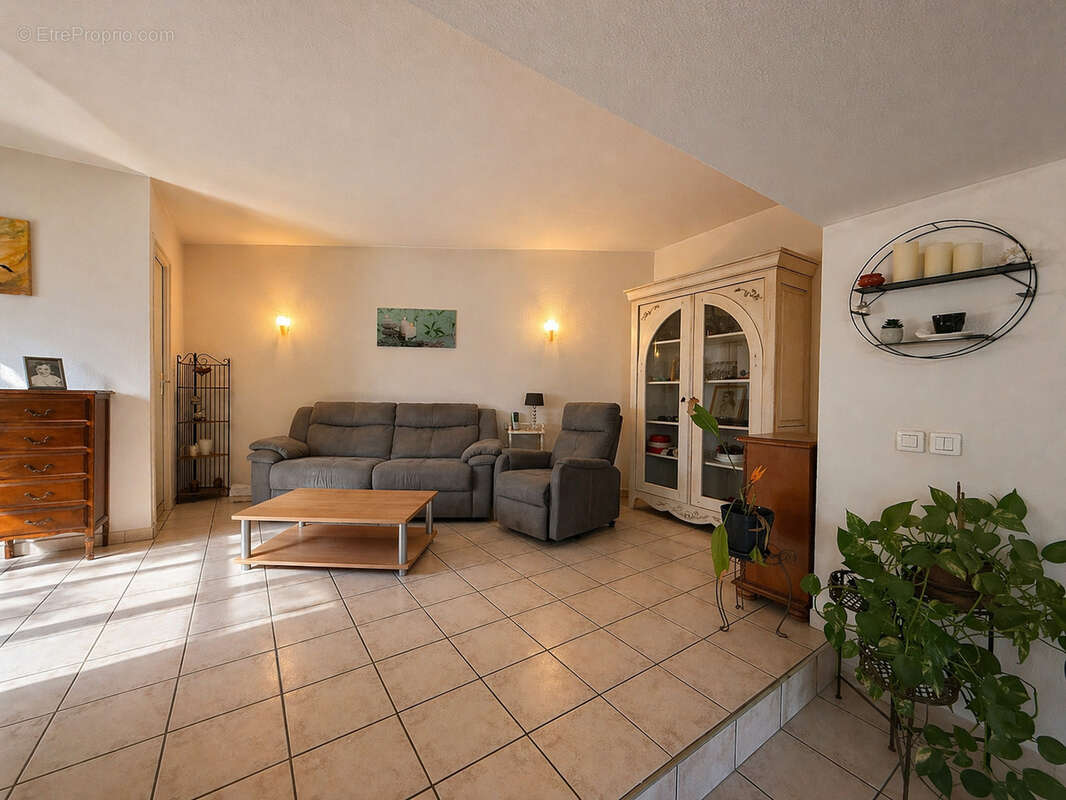 Appartement à CHANAS