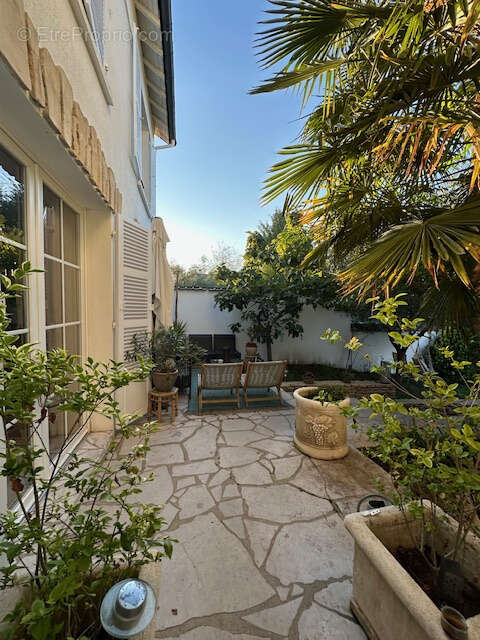 Maison à SAINT-MAUR-DES-FOSSES