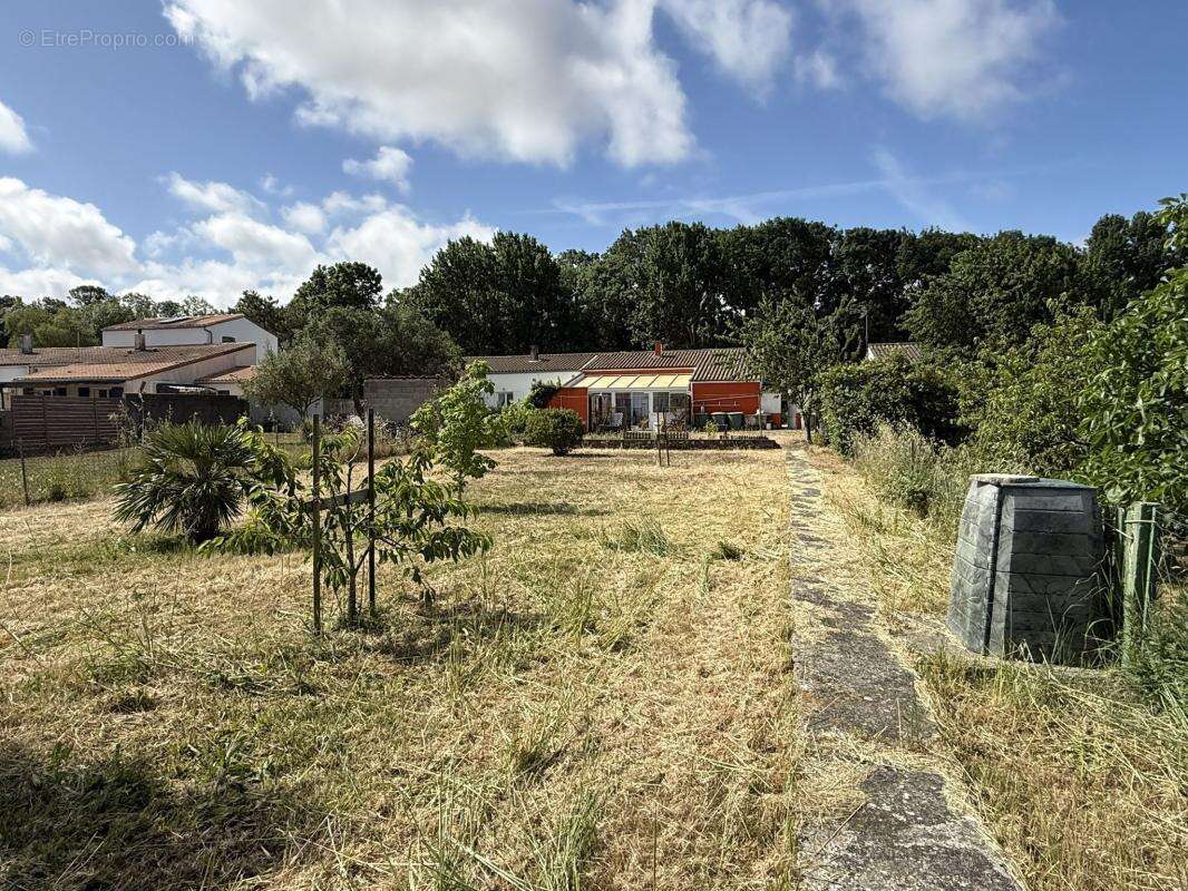 Maison à ESNANDES