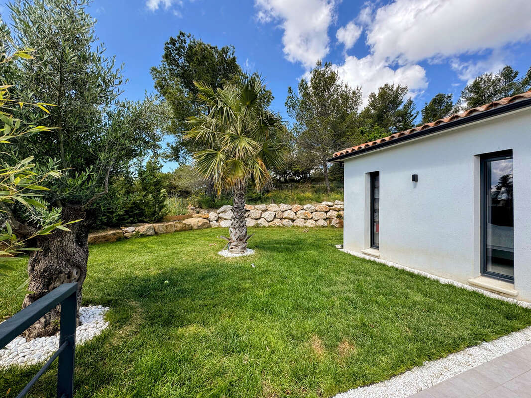 Maison à PUYLOUBIER