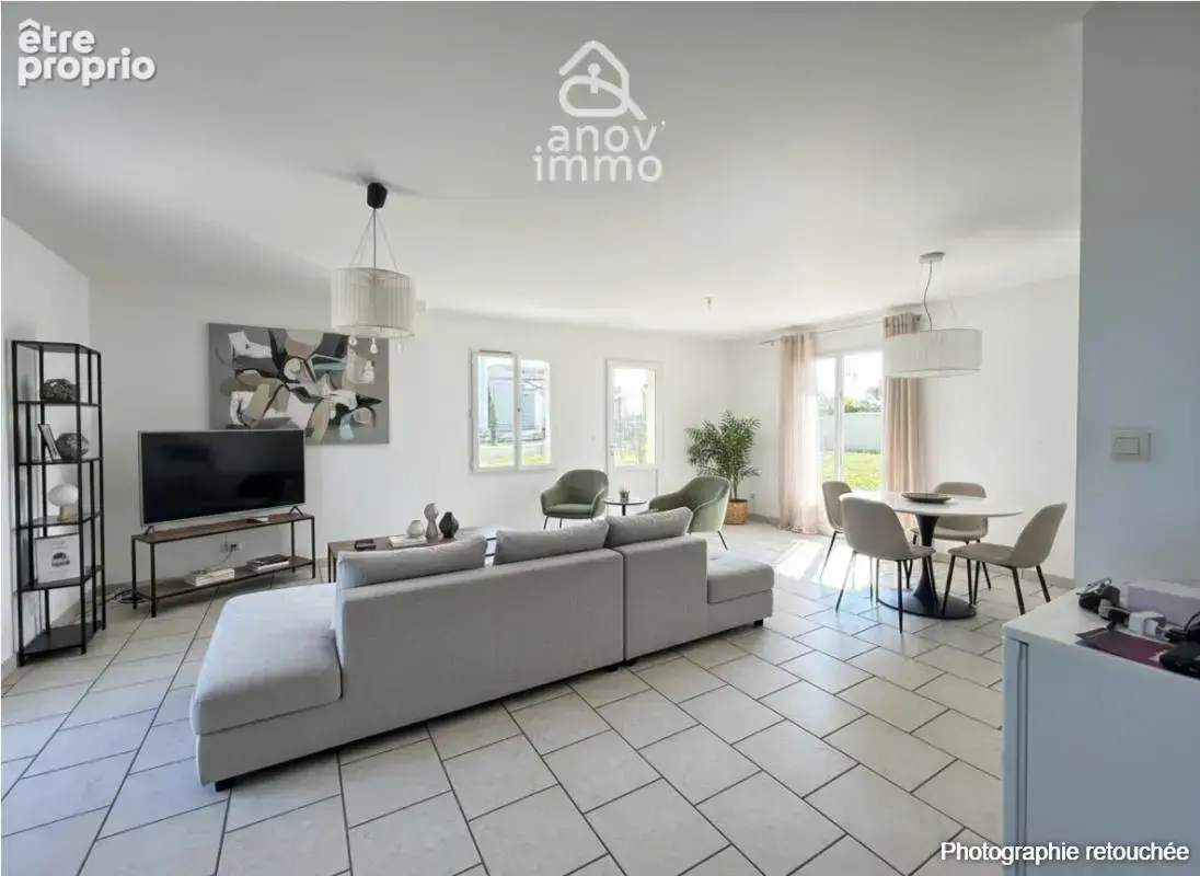 Entre JUILLAC LE COQ et SEGONZAC, Maison contemp. (120m2 hab - photo 4