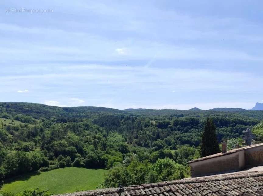 Maison à BEAUFORT-SUR-GERVANNE