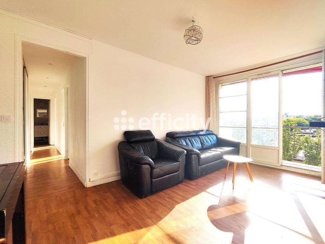 Appartement à MONTREUIL