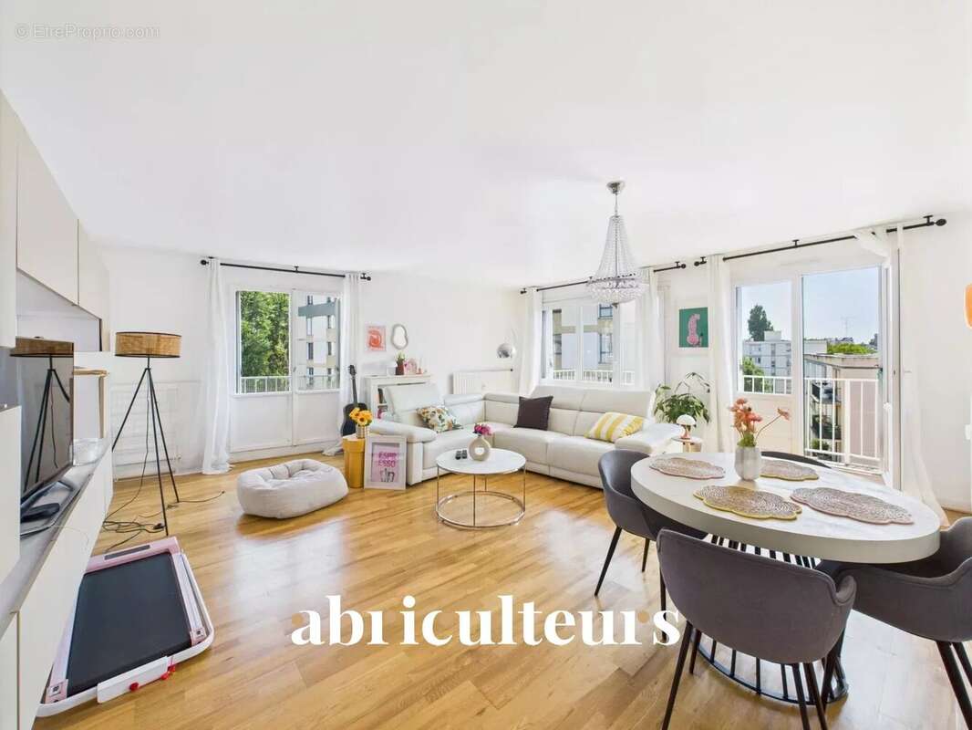 Appartement à NOGENT-SUR-MARNE