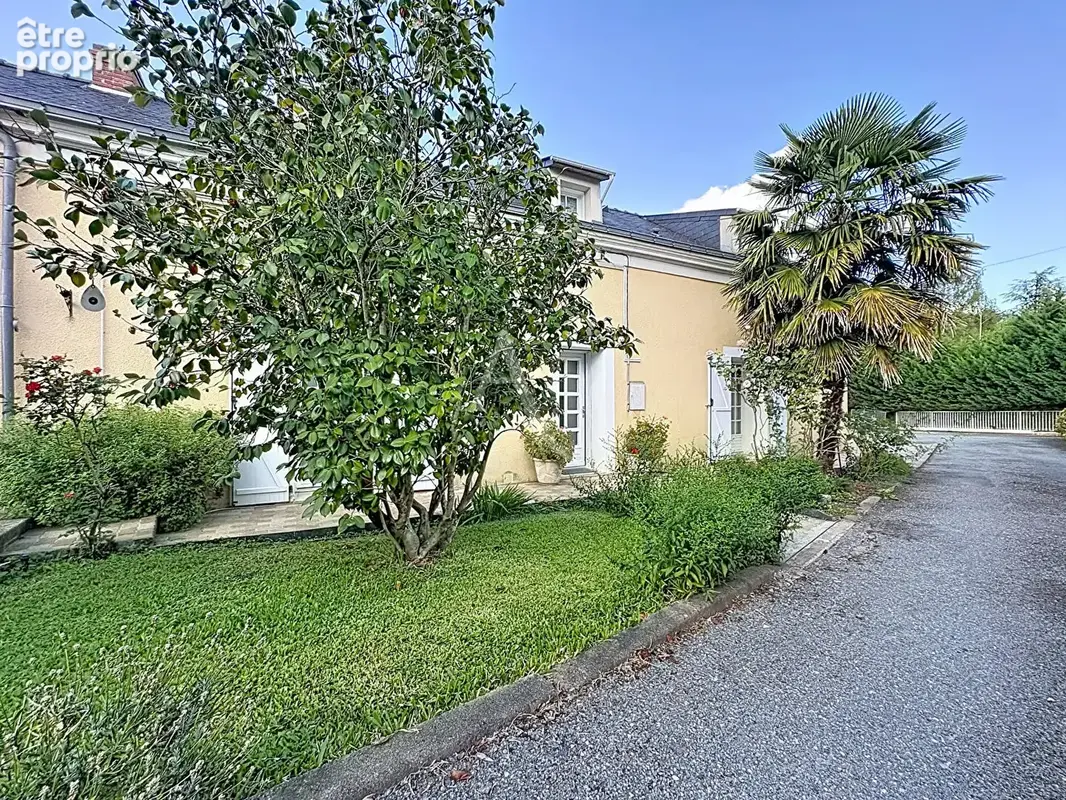 Maison Trelaze 9 pièce(s) 215m2 - photo 2