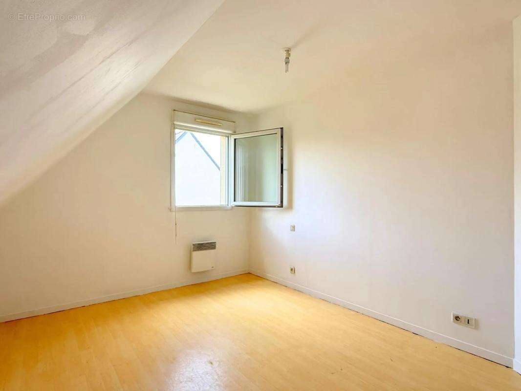 Maison à LA MEAUGON