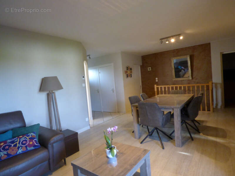 Maison à vendre 5 pièces BELLEVILLE EN BEAUJOLAIS (69) - Terrain de 1000 m2 - photo 5