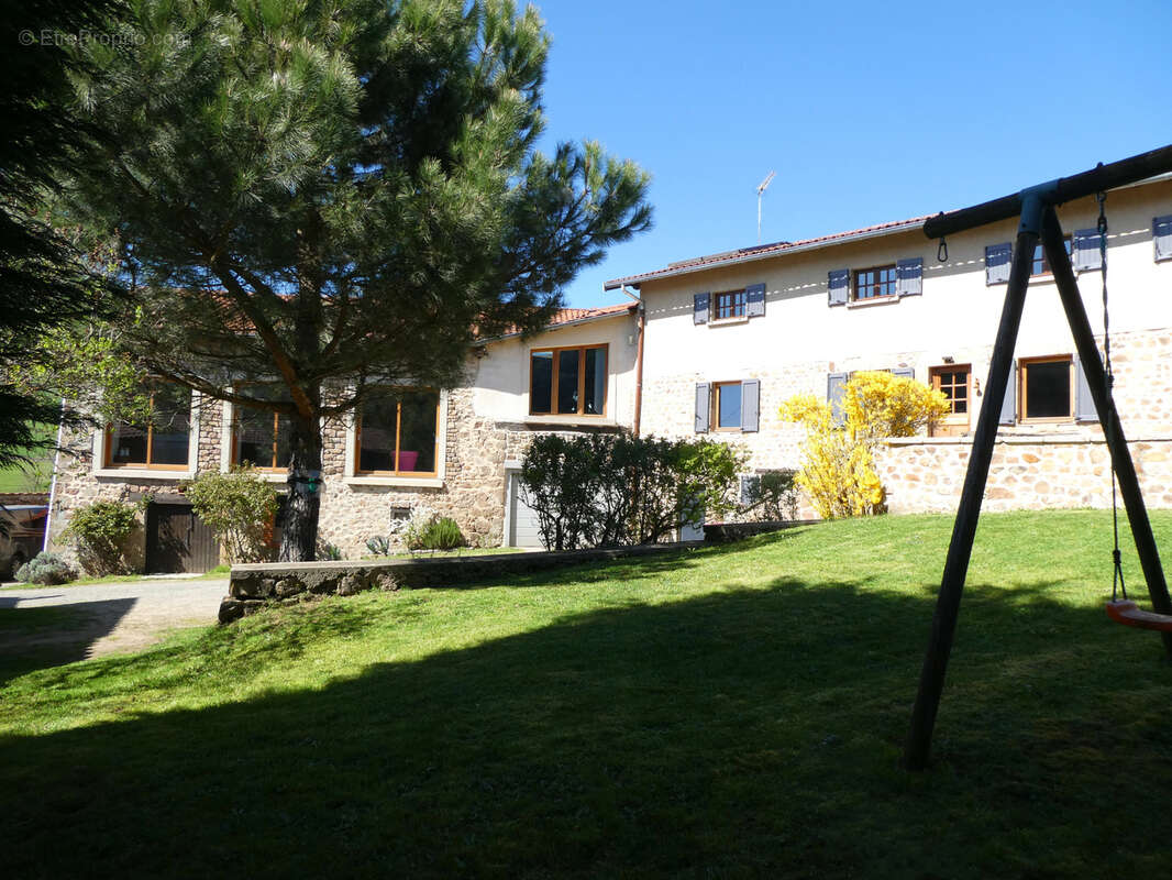 Maison à LONGESSAIGNE