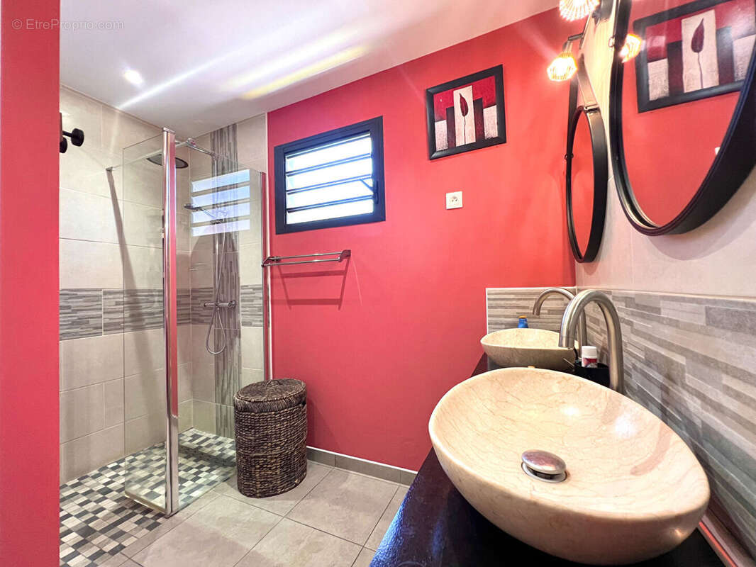 Maison à SAINT-PIERRE