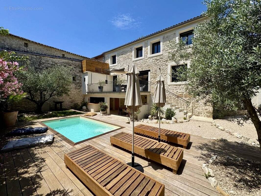 Maison à GARRIGUES-SAINTE-EULALIE