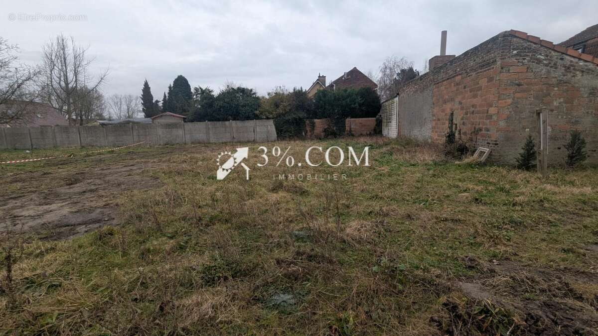Terrain à BILLY-BERCLAU