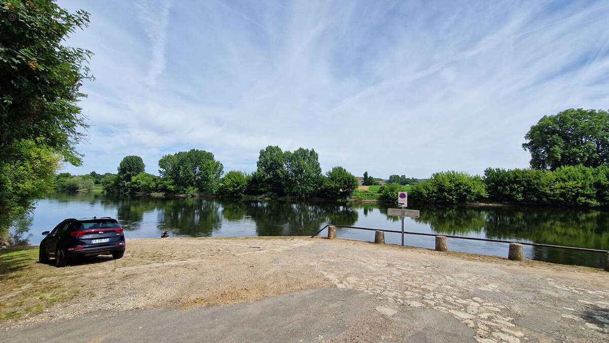 Maison à PESSAC-SUR-DORDOGNE