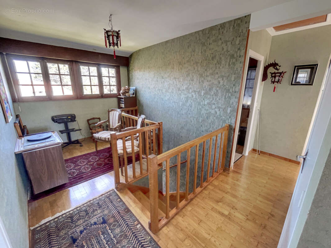 Nouveauté en exclusivité   maison familiale dans un quartier calme et recherché - photo 8