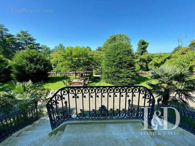 Autre à SALIES-DE-BEARN