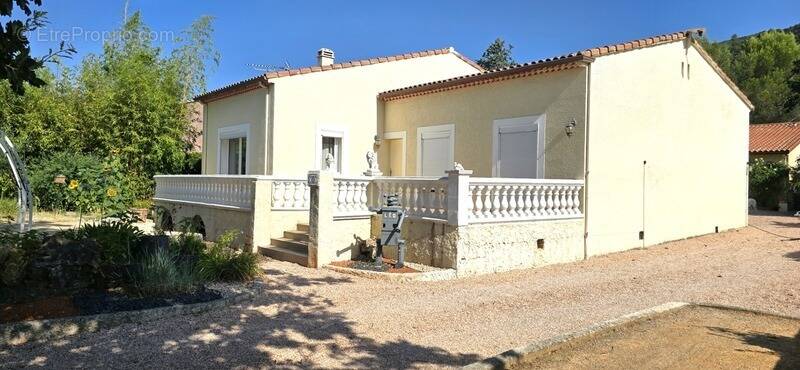 Maison à LE CANNET-DES-MAURES