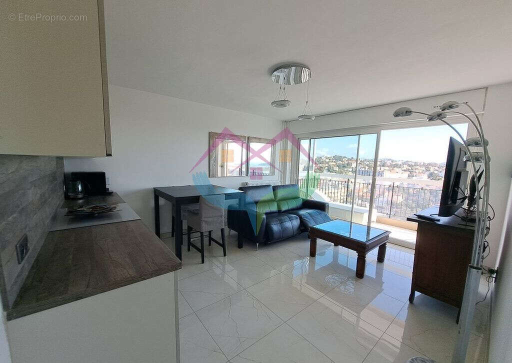 Appartement à SAINT-RAPHAEL