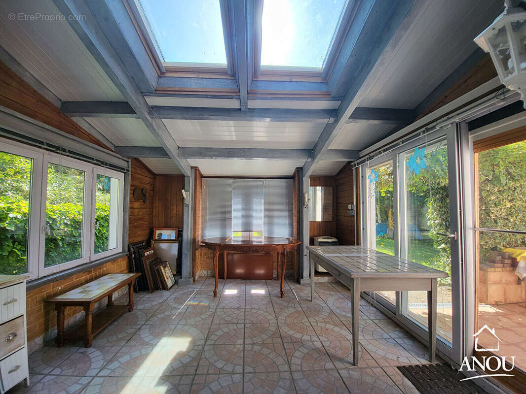 Pavillon avec vie de plain-pied, garage et terrain clôturé - photo 4