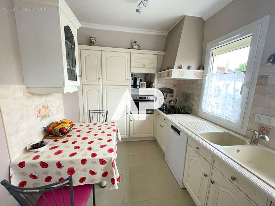 Maison à SAINT-GRATIEN