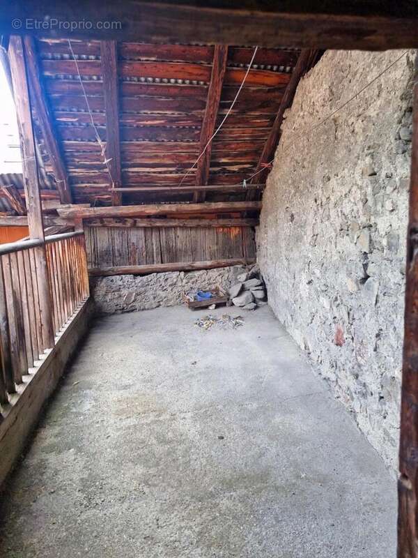 Photo 8 - Maison à VILLAR-SAINT-PANCRACE