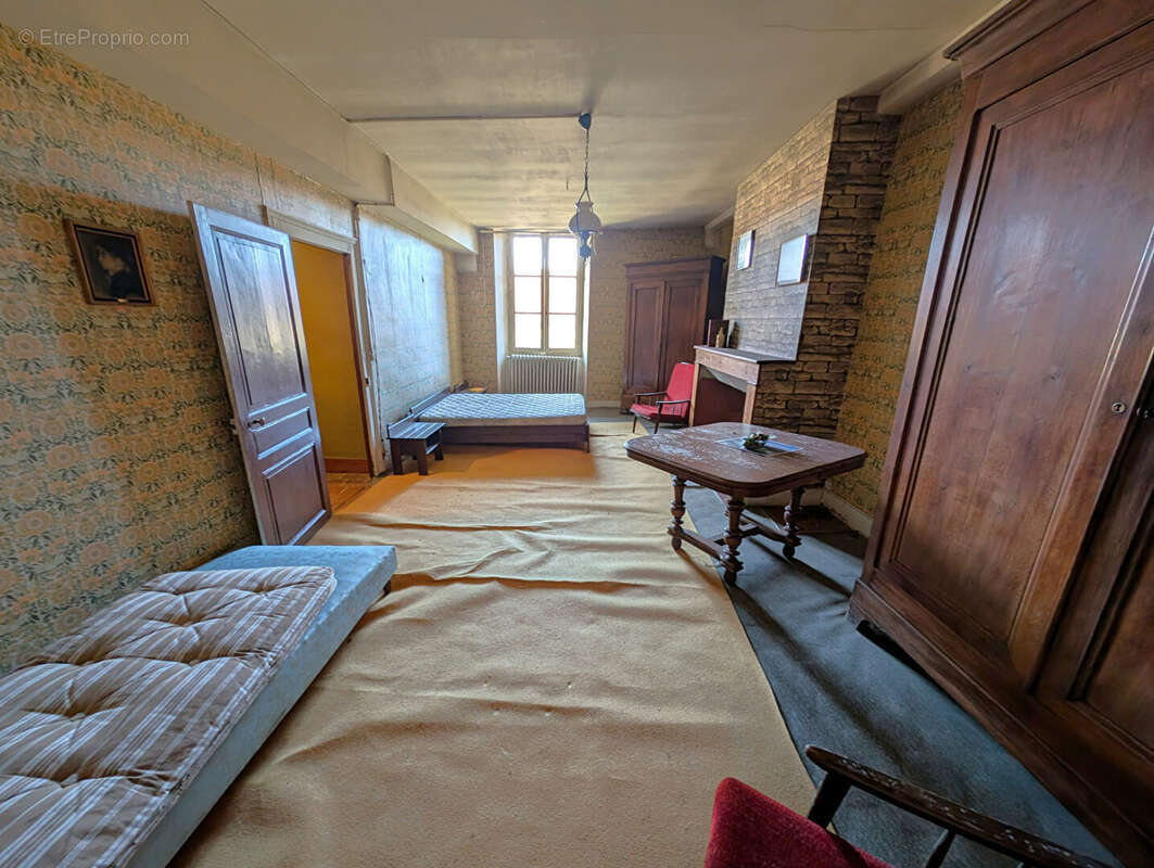 Maison à CHEVANNES