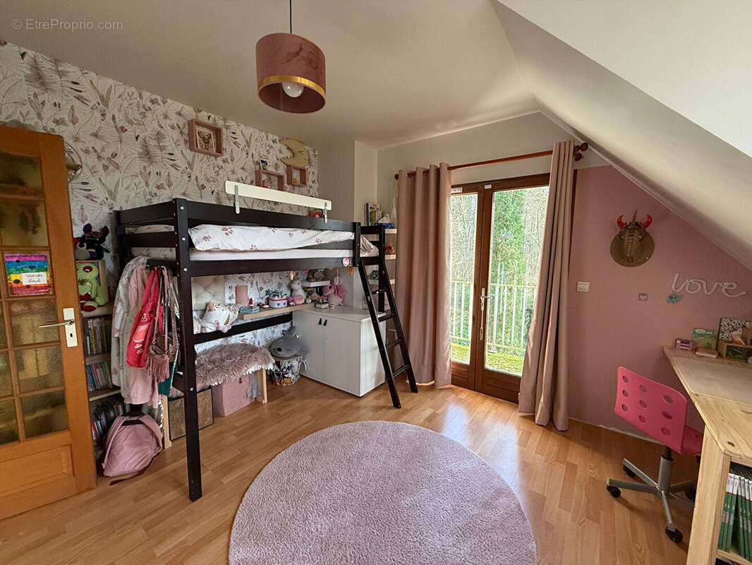 Maison à NOISY-SUR-ECOLE